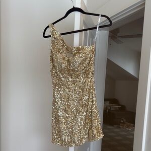 Sherri Hill Gold Sequin One-Shoulder Dress